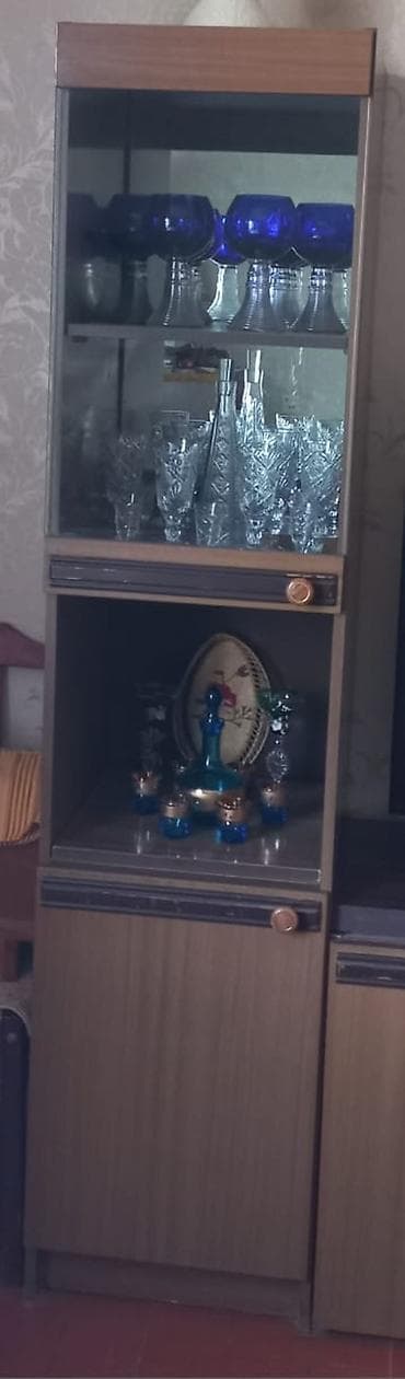 Sifarişlə mebel: Mebel vitrin dəstı - Material: ağac əsaslı lövhə (taxta teksturası) — 2