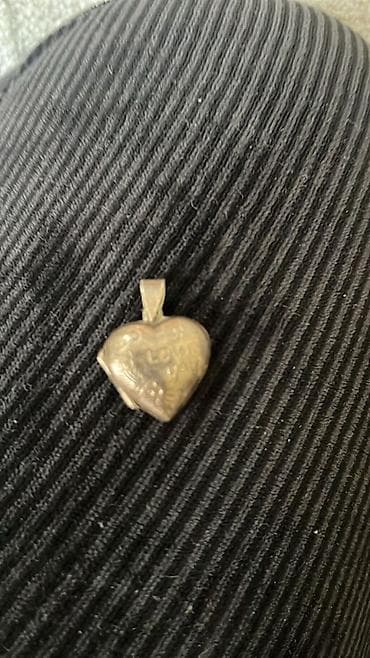 dollar klonu: Gumus acilan kulon ve gumus uzuk ikisi bir yerde 20 azn. 925 probdu — 1