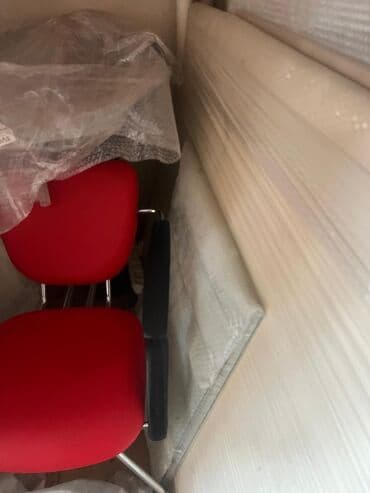 Продаётся парикмахерское кресло,мойка для мытья