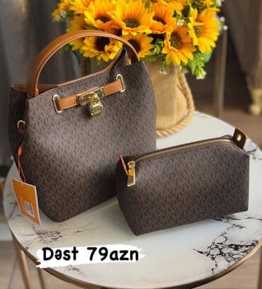 2-li çanta dəsti - Rəng: tünd qəhvəyi monoqram naxışlı, qızılı