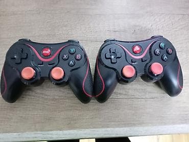 İki ədəd simsiz oyun pultu (gamepad) - Rəng: qara, qırmızı vurğularla — 1