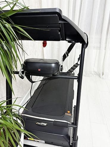 qaci: Satılır: BodyFit qaçış trenajoru tezedi 130 ceki vacapa yazin - — 9