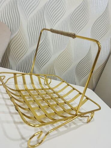 emsan xırdalan: Emsandan alınıb qutusunda işlənməyib.30 manat — 1