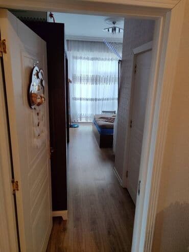 9 ci mikrorayon satilan evler: 3 otaqlı, Yeni tikili, 109 kv. m — 11