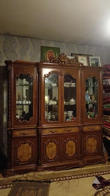 ugur mebel: Sabsul tecili satilir. Qiymet 100 azn. Unvan Muwfiqabad — 1
