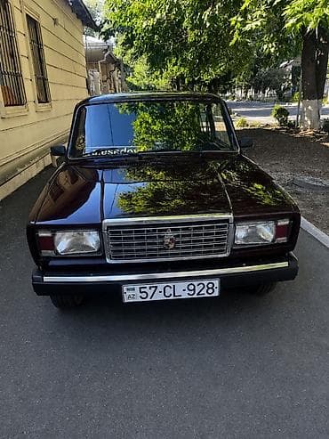 lada sükan: VAZ (LADA) 2107: 1.6 l | Sedan — 5