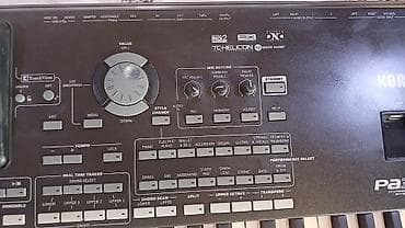Sintezator, Korg — 2
