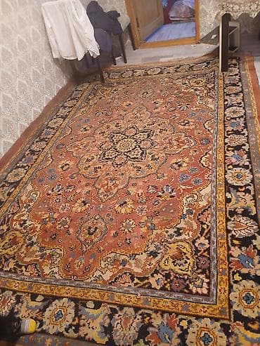 iran xalcası: Xalça – klassik oriental dizayn - Naxış: Mərkəzdə iri medalyonlu — 5