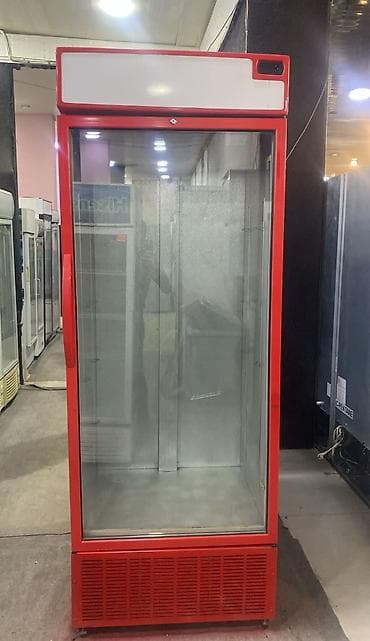 Soyuducu Paltaryuyan televizor vitrinlerin satış mərkəzi: Ticarət vitrin soyuducu - Tip: Şaquli, tək qapılı vitrin soyuducu -