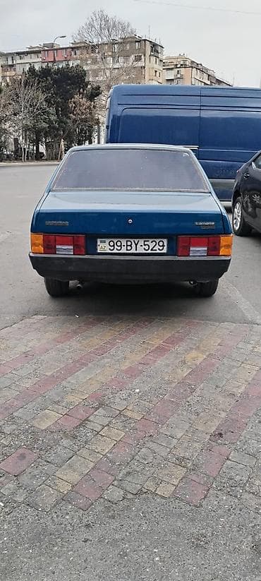 vaz 2170: Ilkin 700 — 2