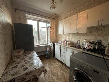 gunluk evler sumqayit: Yasamal rayonu Fəxri xiyabanın DTX.yanı 5 mərtəbəli binanın 4-cü — 4