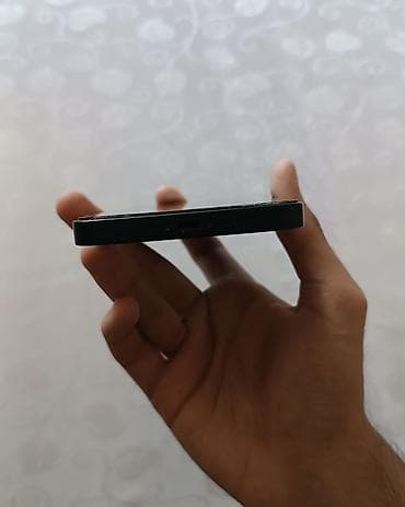 iphone adapter original: IPhone 13, 128 GB, Midnight, Face ID — 4