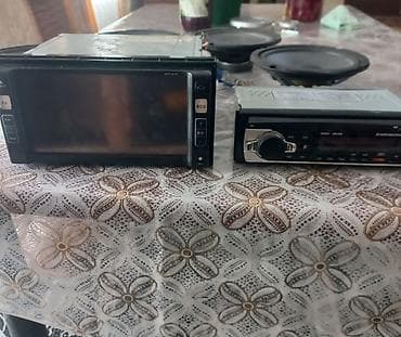 Avtomobil audio sistemi dəsti. 4 ədəd qapi kalonkasi təzə bir ədəd 1