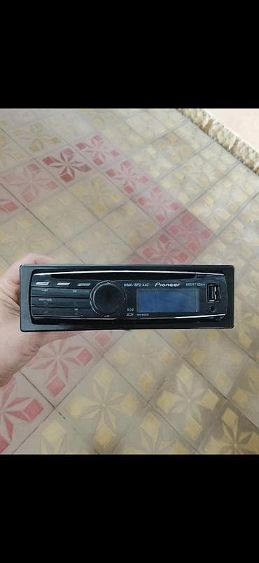 Maqnitol, Pioneer, AUX