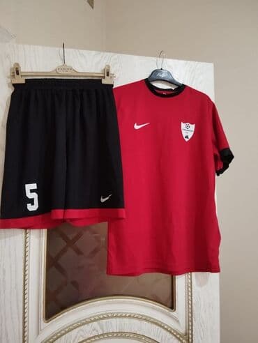 uz sepkiler ucun derman: Fudbolka 40L razmer — 1