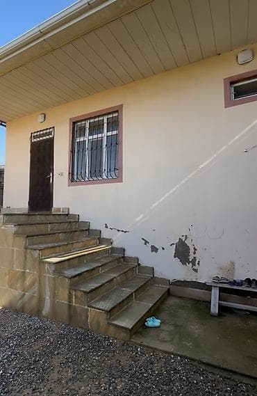 Satılır:Həyət evi. Qoşa daşla tikilib 2 sot torpaqda 3 otaqlı tam