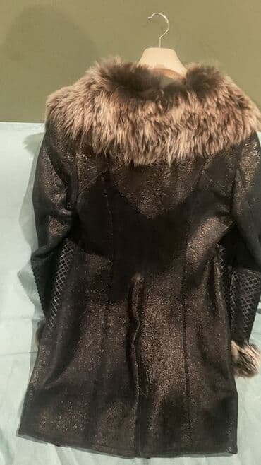 ikinci əl şubalar: Kürk, M, rəng - Qara — 1