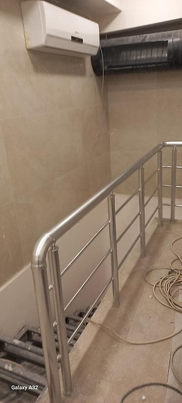 Paslanmayan poladdan məhəccər (rels) – pilləkən və eyvan üçün - lalafo.az -da Paslanmayan poladdan məhəccər (rels) – pilləkən və eyvan üçün -