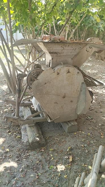 qosqu qiymetleri: Traktor qoşqusu ilə işləyən dən-dənin ayırma və üyütmə qurğusu — 3