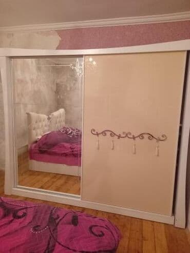 i̇şlənmiş dolab: Qarderob, paltar dolabı — 2