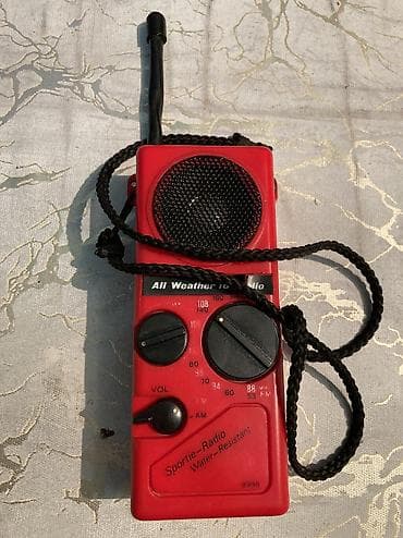 qedimi radio: All Weather IC Radio – portativ AM/FM cib radiosu Xüsusiyyətlər: - — 2