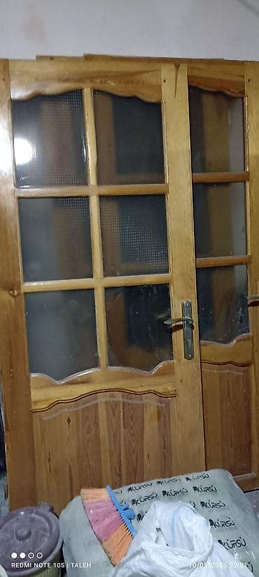 pilasdik qapi: İkiqat taxta otaq qapısı və qutu (kasa)3 ədədi 150 m - Material — 1