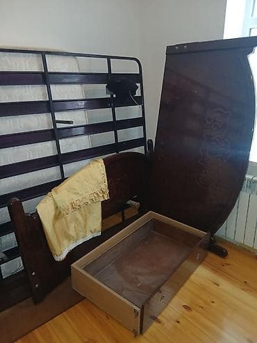 corab satışı: Salam 2 neferlik çarpayı satılır heç bir prablemi yoxdur zeng vurun — 1