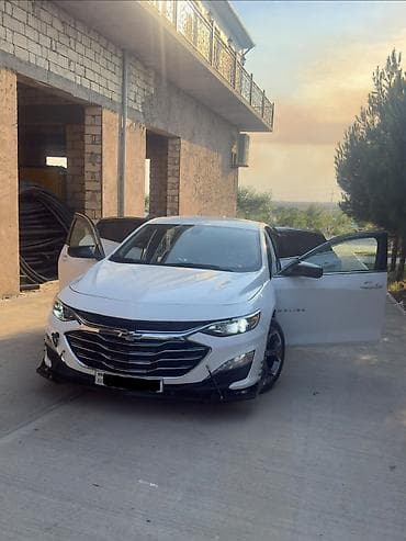 traktor satşı: Chevrolet Malibu: 1.5 l | 2021 il 142000 km Sedan — 5