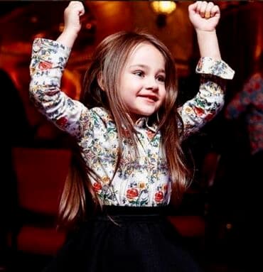 Mərdəkanda öz evimdə gece gunduz uşaqlara baxıram,yalnız öz