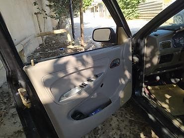 cruze qapi: Chery Amulet (A15): 1.5 l | 2008 il Sedan — 5