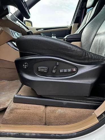 chery a 21: BMW X5: 4.4 l | 2000 il Ofrouder/SUV — 4