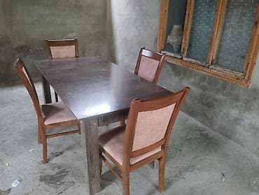 Mətbəx üçün, İşlənmiş, Açılmayan, Dördbucaq masa, 4 stul lalafo.az -da Mətbəx üçün, İşlənmiş, Açılmayan, Dördbucaq masa, 4 stul