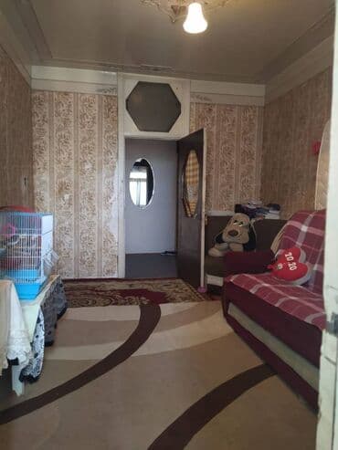 9 ci mikrorayon satilan evler: Bakı, Qaraçuxur qəs., 4 otaqlı, Köhnə tikili, 110 kv. m — 6