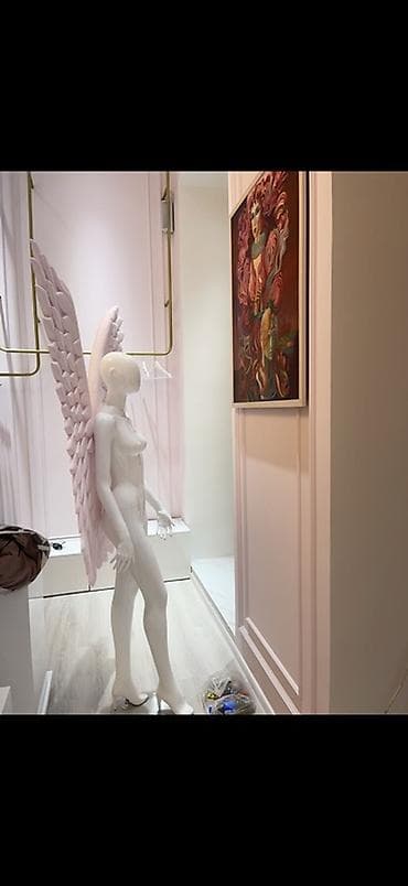 самка: Женский, Белый — 2