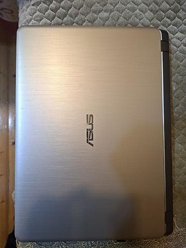 Asus X507M Yaxşı vəziyyətdədir,heç bir problemi yoxdu,zaryatka yaxşı