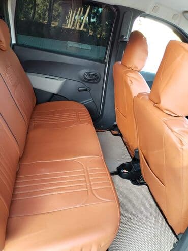 купить чехлы на авто: Dacia Lodgy: 1.5 l | 2016 il 255000 km Van/Minivan — 15