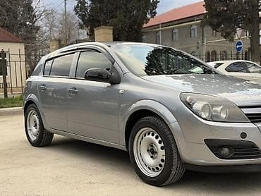 Motonəqliyyat: Opel Astra: 1.4 l | 2004 il 317077 km Hetçbek — 2