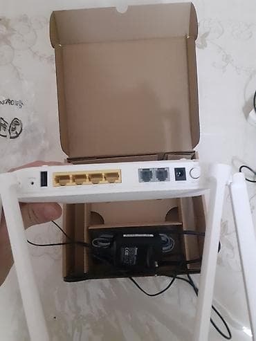 Комплектующие для ПК и ноутбуков: Huawei Wi‑Fi router Xüsusiyyətlər: - 4 ədəd yüksək qazanclı xarici — 2