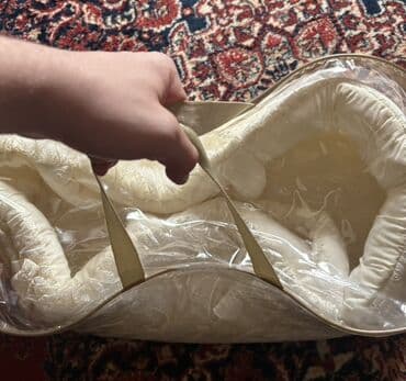 расчески для новорожденных: Uşaqlar üçün beşik, zərif güllü naxışlarla bəzədilib. Yüngül və — 3