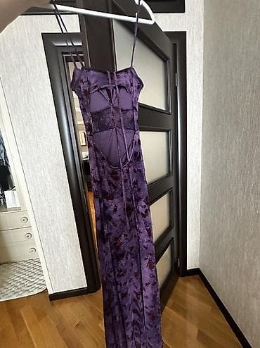 Zara s razmer 1 defe geyinmiwem alinib 110 satilir 40 — 2