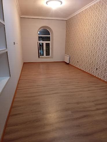 Quru inşaat materialları: Sabunçu rayonu Balaxanı qəsəbəsində avtobus dayanacağına yaxın tam — 9