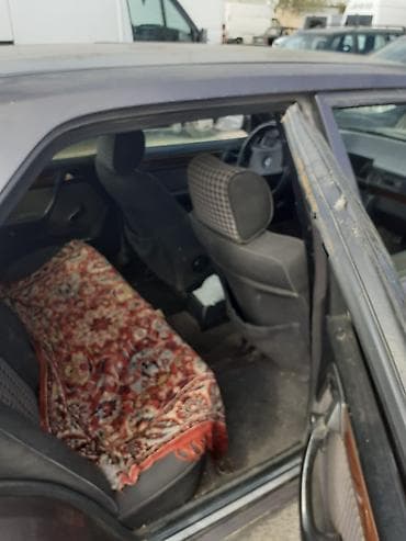 keys sat: Mercedes-Benz sedan (W124 seriyası) - Kuzov: 4 qapılı sedan, tünd boz — 3