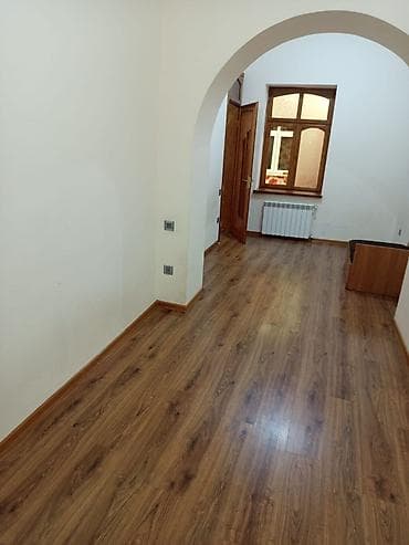 Quru inşaat materialları: Sabunçu rayonu Balaxanı qəsəbəsində avtobus dayanacağına yaxın tam — 8