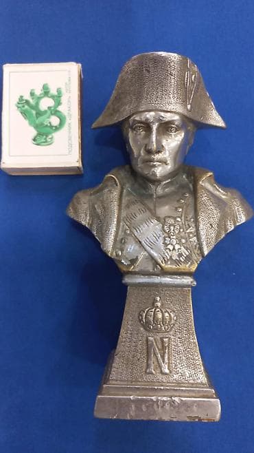 kamp çadiri: Antik kolleksiya dəsti – 4 nadir əşya 1) Tunc/zınqırov – klassik — 9