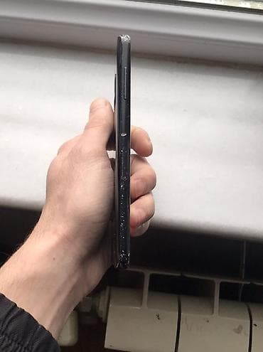 samsung a8 2018 ekran: Samsung Galaxy A8 2018, 32 GB, rəng - Qara, Barmaq izi — 5