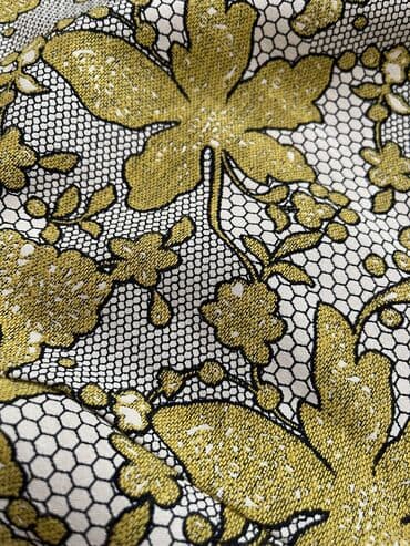 кыргызское национальное платье: Əyində çox gözəl duruşu var.Baha alınıb.Yeni kimidir.34-36 bədənə — 3