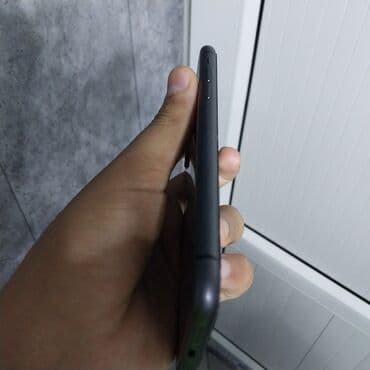 IPhone 11, Qara, Qırıq — 4