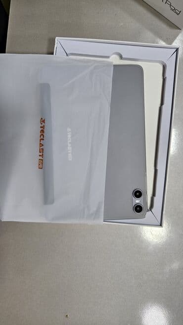 planşet üçün klaviatura: TECLAST tPad planşet üçün tam aksesuar dəsti Qutunun tərkibi: - — 3