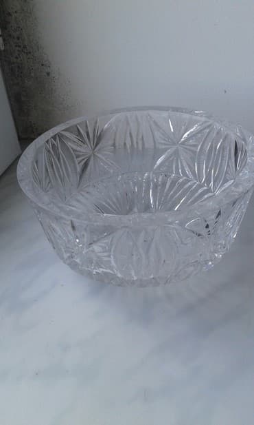 gence qab: 2 eded xurusdal meyve konfet ucun qab2 si 5 manat. Xirdalanda — 4