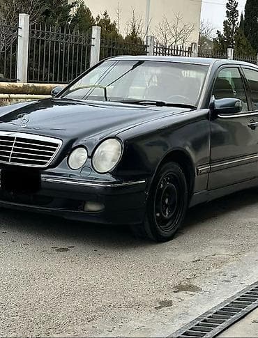 mersedes qapi: Mercedes-Benz E-Class (W210) sedan - Kuzov: qara rəng, 4 qapı - — 5